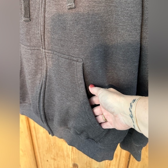 University of Florida Gators Hoodies Gray Size Medium - Lightly Used - Picture 4 of 8